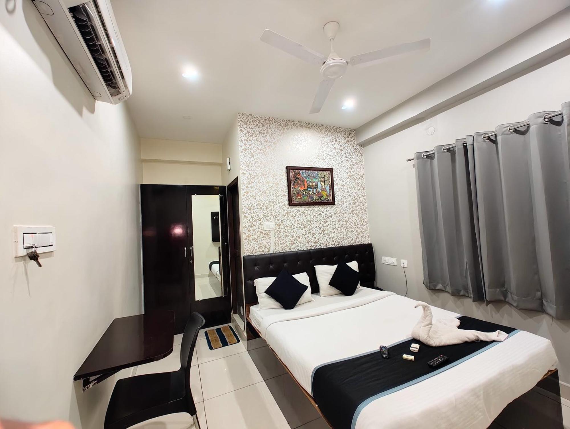 Hotel Grandview Kondapur  Exterior photo