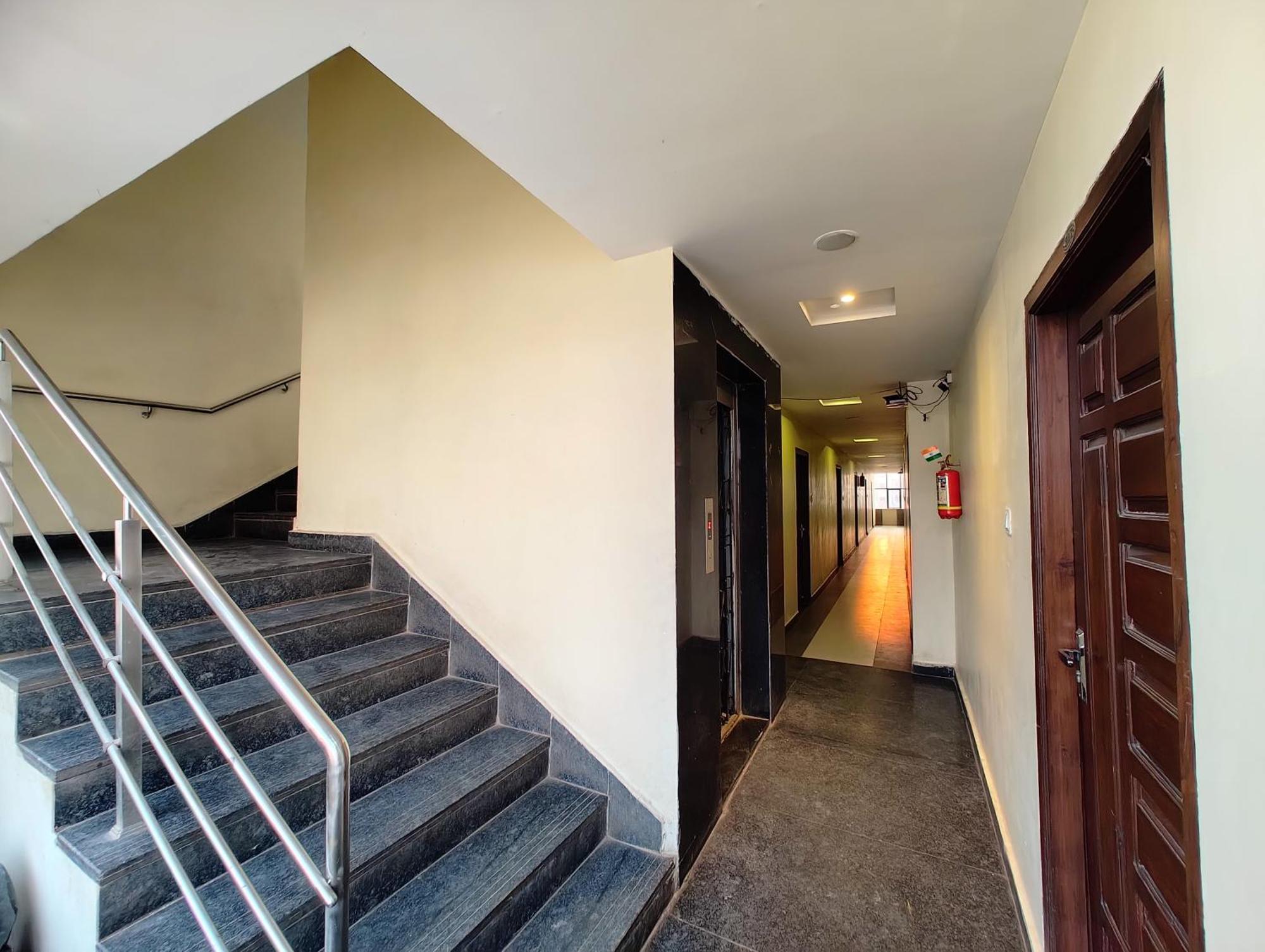 Hotel Grandview Kondapur  Exterior photo